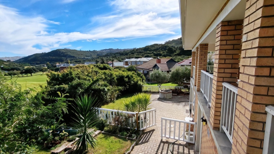 3 Bedroom Property for Sale in Dolphin Creek Golf Estate Western Cape